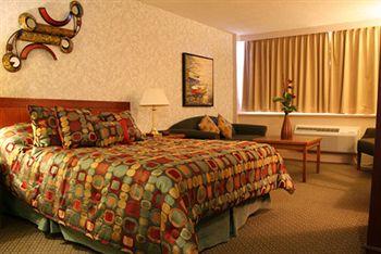 Compass Point Inn - Суррей Екстер'єр фото