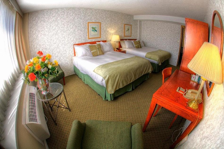 Compass Point Inn - Суррей Номер фото